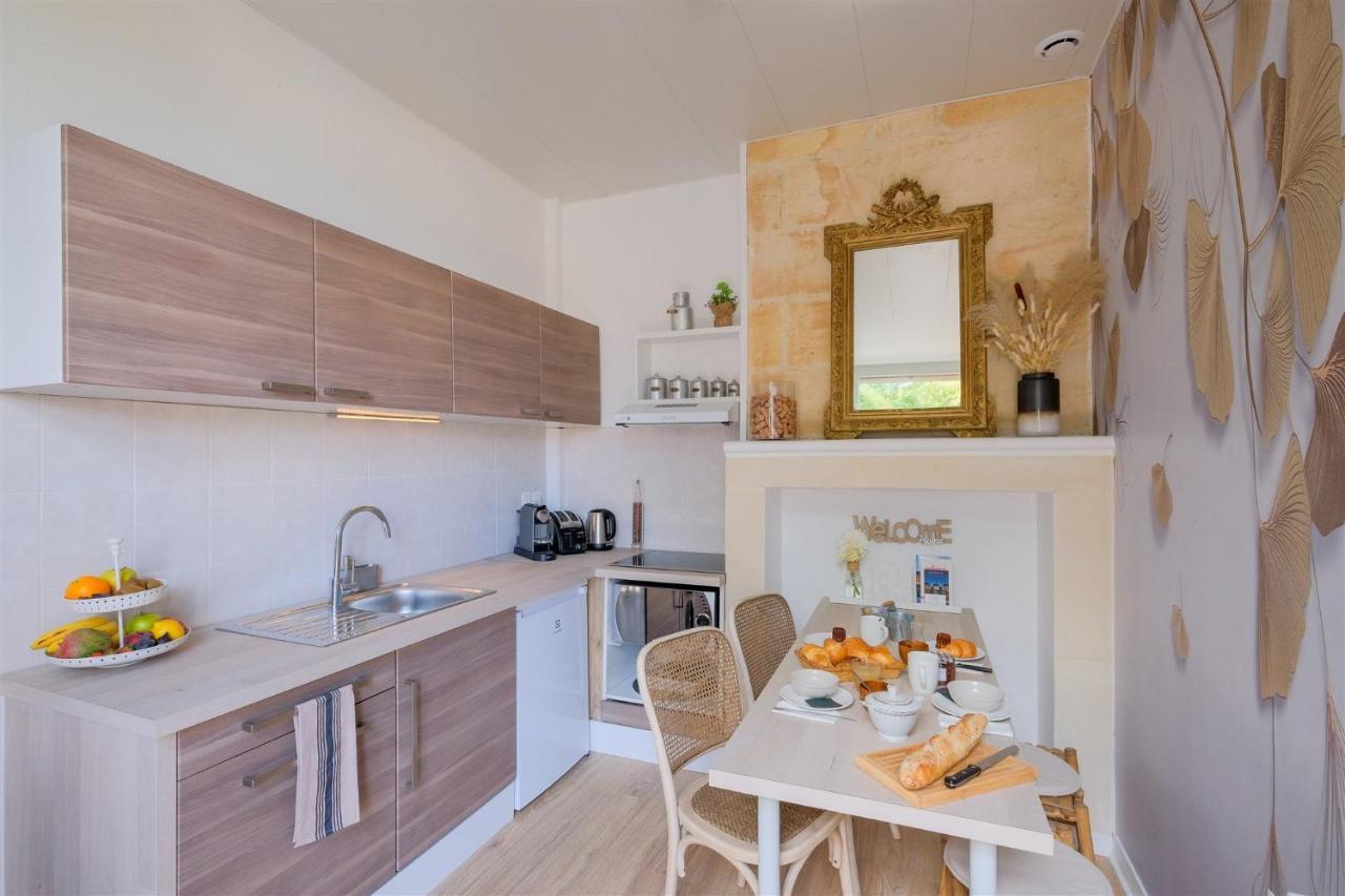 Les Suites D'Alienor-Suite Acanthe Pessac Luaran gambar